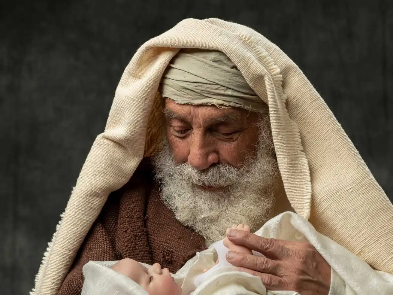 The fourth joyful mystery: Presentation of Jesus