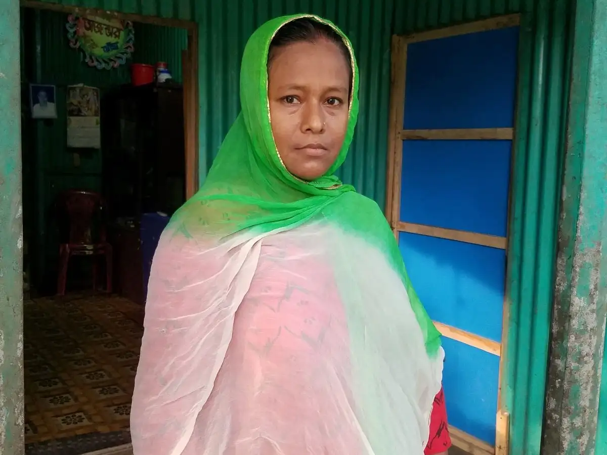 Bangladesh - Monira