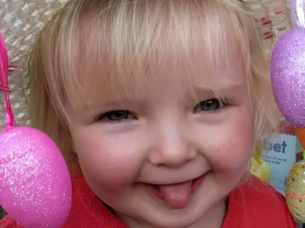 Child in Easter bonnet
